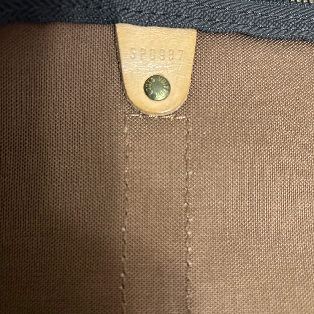 Louis Vuitton Monogram Keepall 45 - Picture 10 of 13